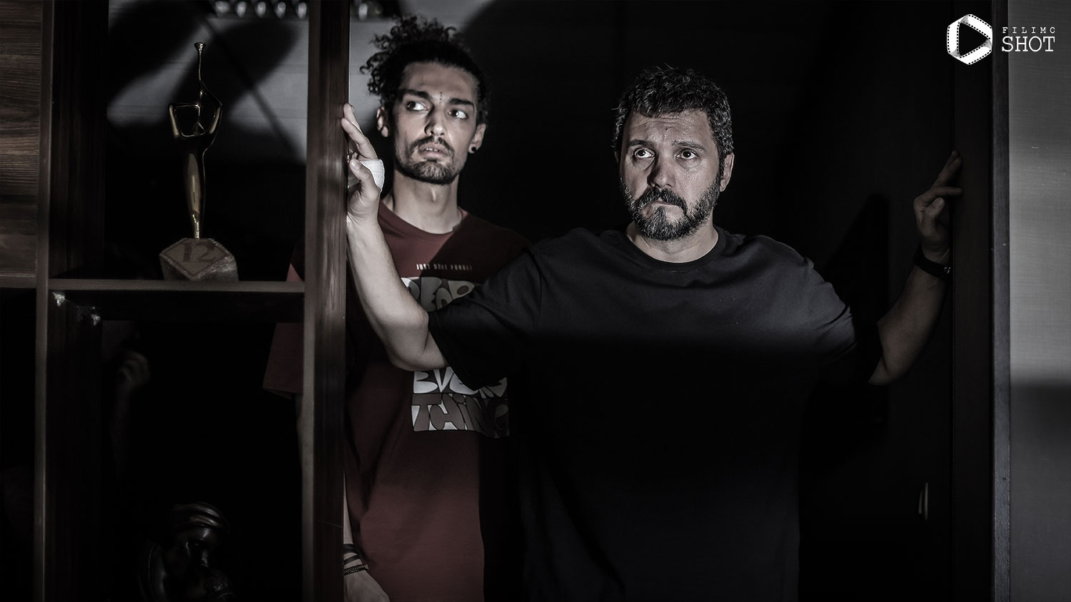 کامبیز دیرباز و افشین حسنلو در سریال شغال