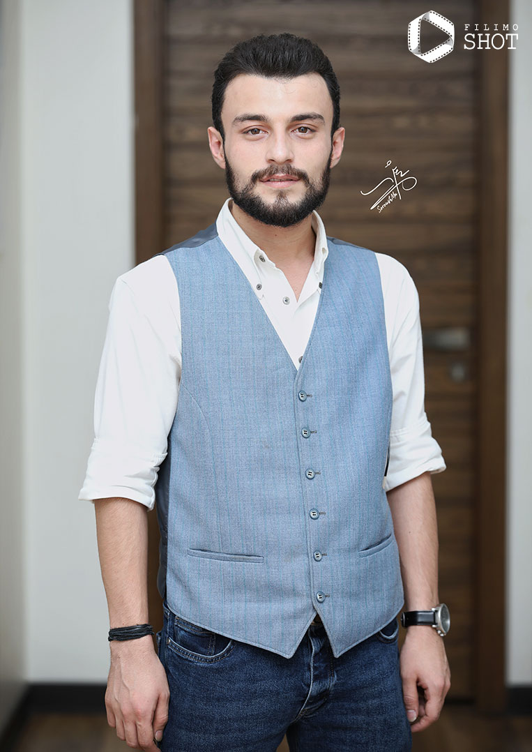 مرتضی امینی تبار در اکران مردمی و افتتاحیه زخم کاری 2