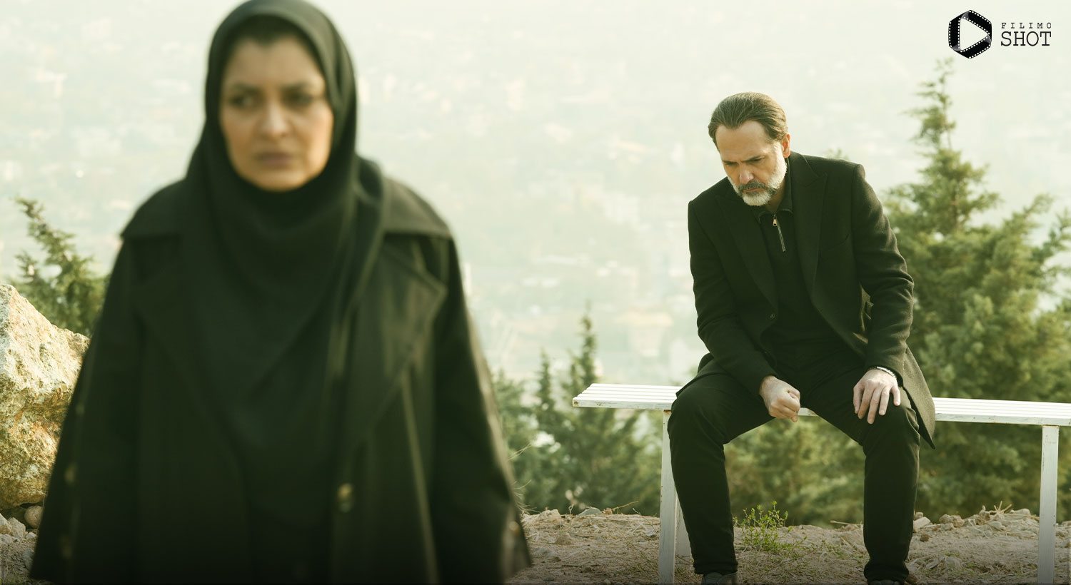 ساره بیات و کوروش تهامی در سریال محکوم 