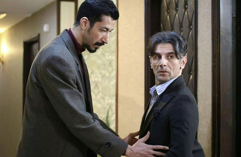 فیلم چشم و گوش بسته