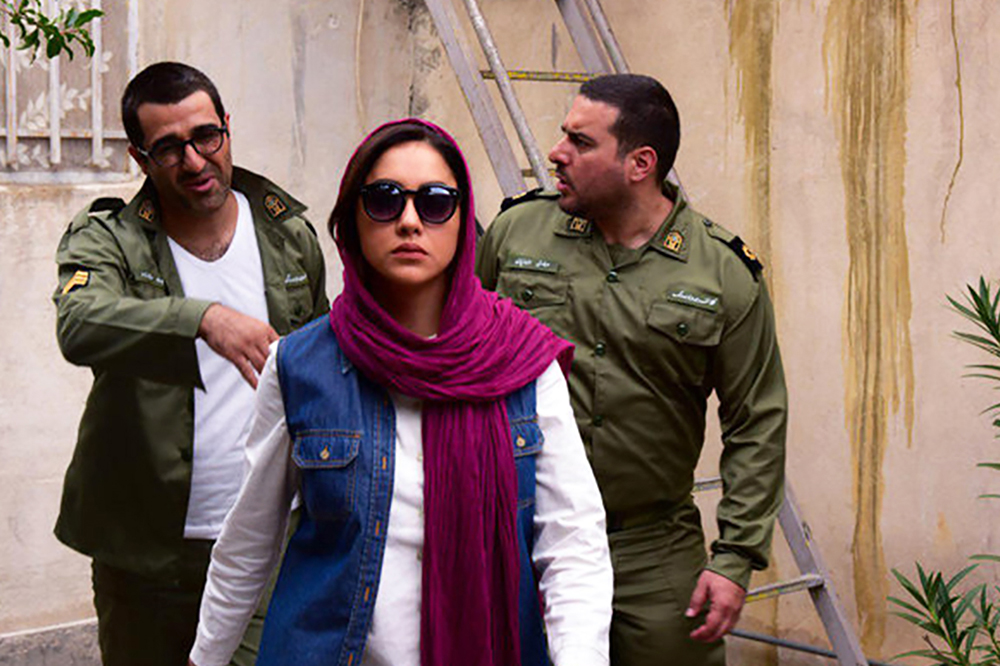 فیلم لونه زنبور