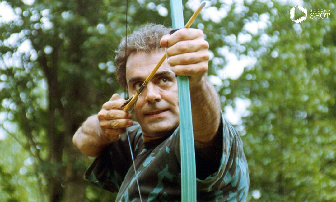جمشید هاشم‌پور در نمایی از افعی