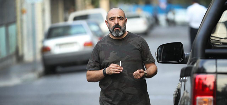 حسن معجونی در نمایی از فیلم گورکن کاظم ملایی