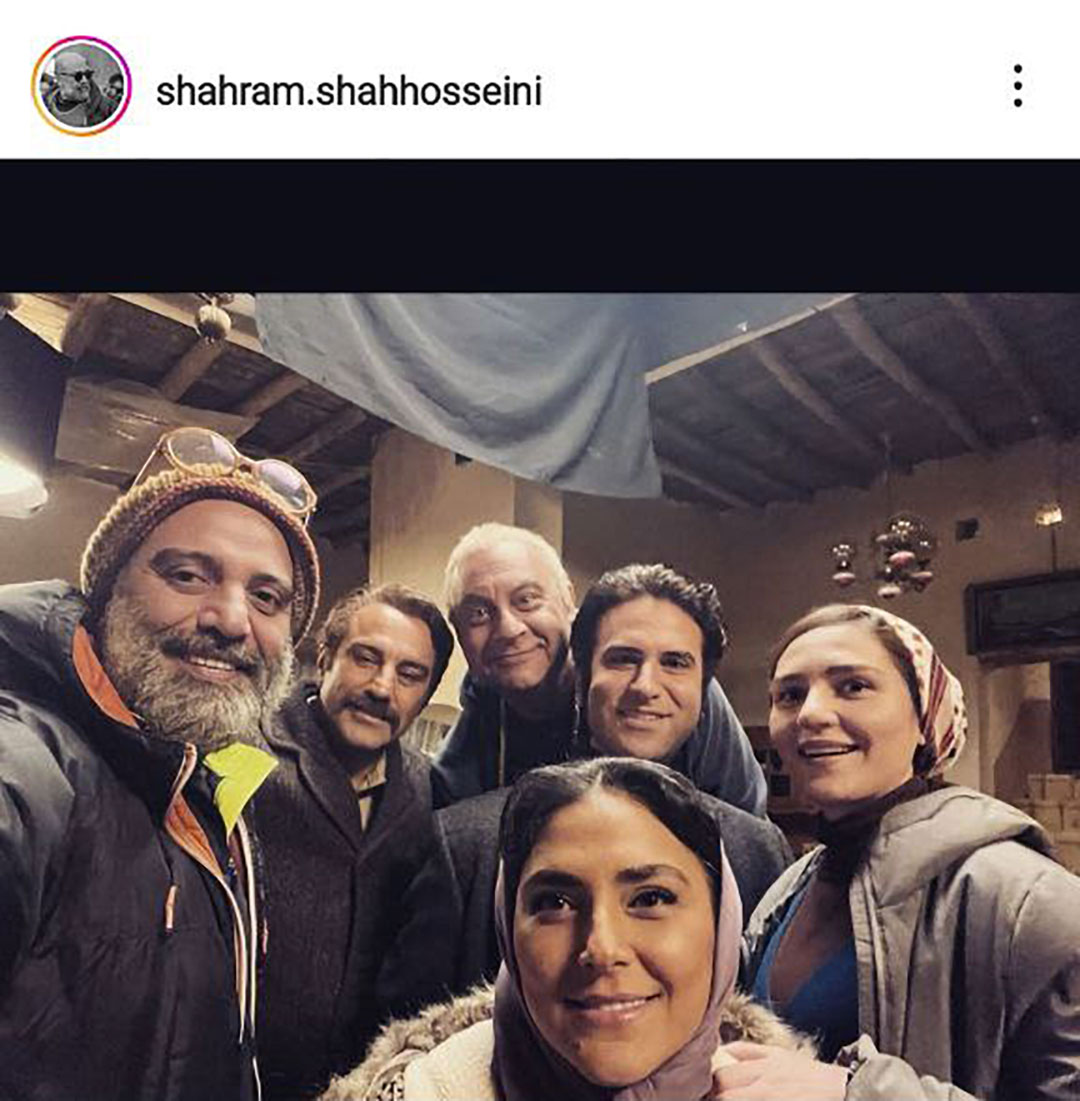 عکسی یادگاری از بازیگران سریال رهایم کن در پشت صحنه 