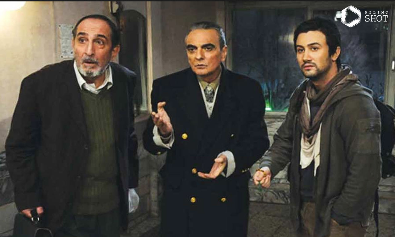 همایون ارشادی در نمایی از فیلم چک