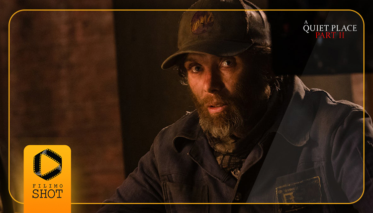 کیلین مورفی در نمایی از فیلم A Quiet Place 2