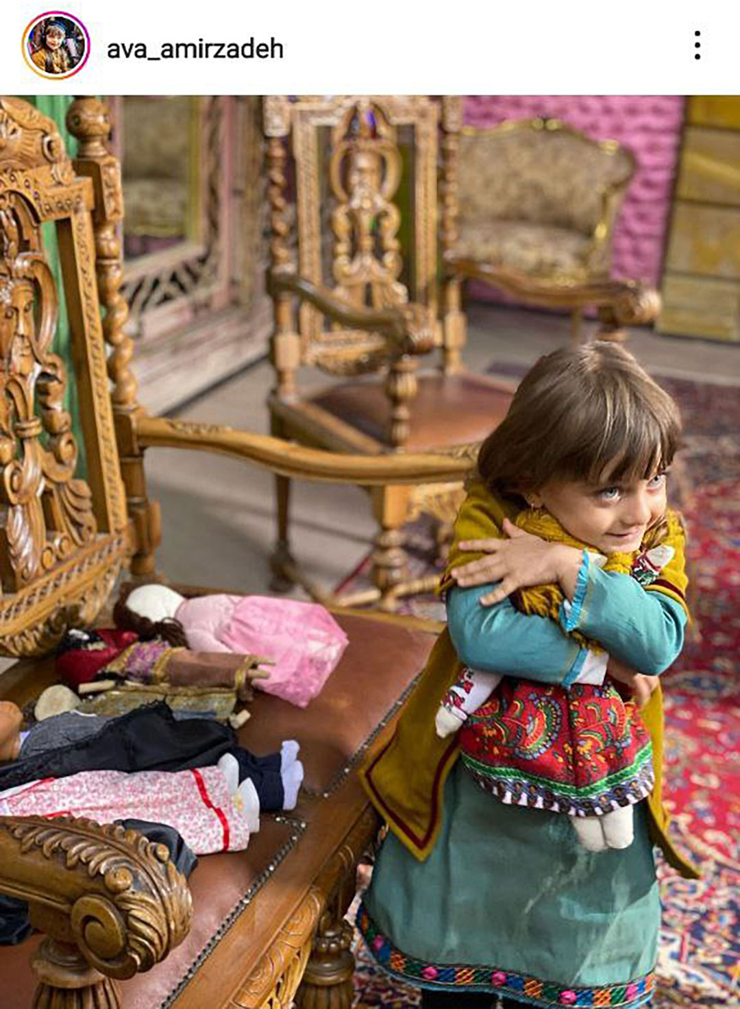 آوا امیرزاده در پشت صحنه سریال جیران 
