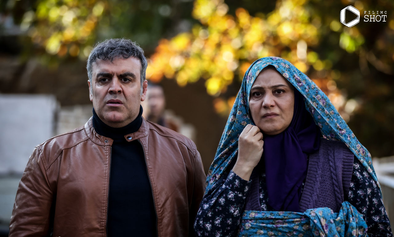شبنم مقدمی و بهرنگ علوی در فیلم خجالت نکش 2