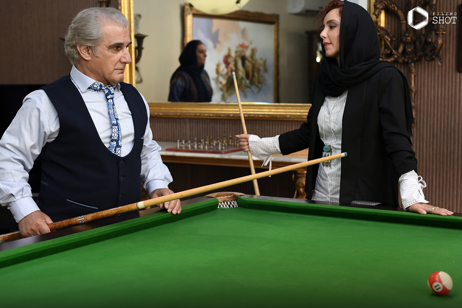 مهدی هاشمی و نازنین بیاتی در فیلم زعفرانیه ۱۴ تیر