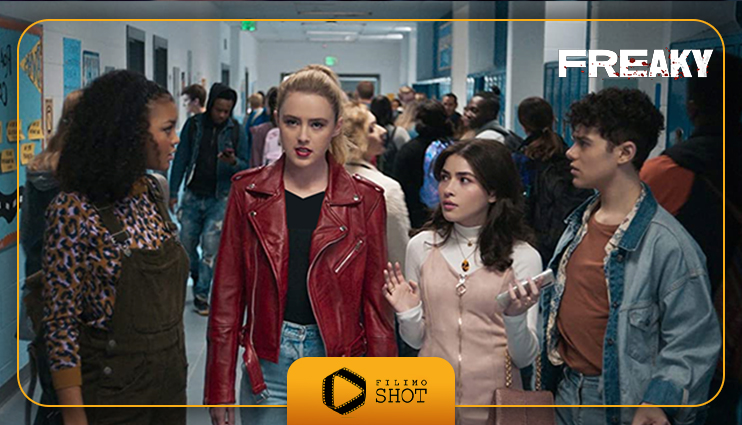 کاترین نیوتن، میشا اوشروویچ و سلست اوکانر در نمایی از فیلم عجیب و غریب یا Freaky