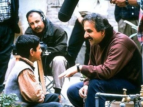 مجید مجیدی در پشت صحنه بچه‌های آسمان