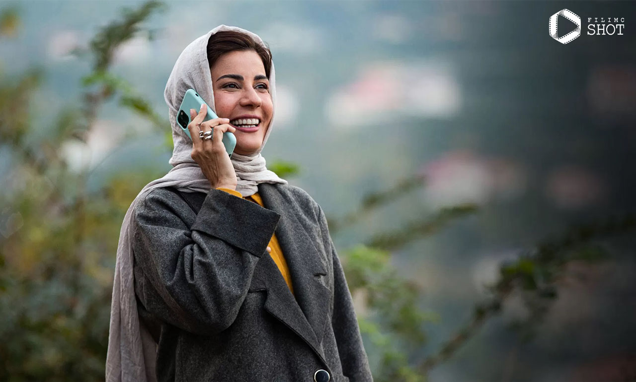 سارا بهرامی در نمایی از فیلم جنگل پرتقال