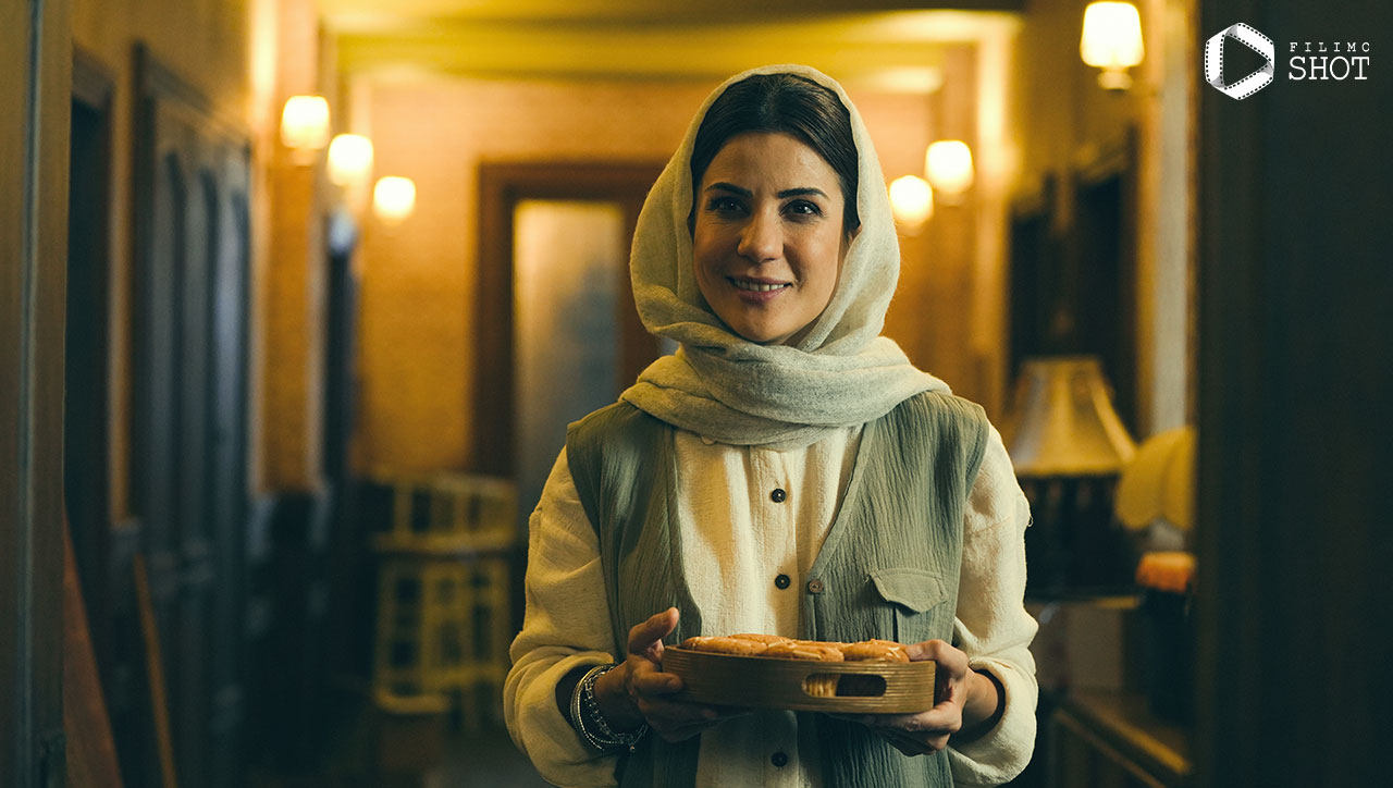 سارا بهرامی در قسمت اول سریال بازنده