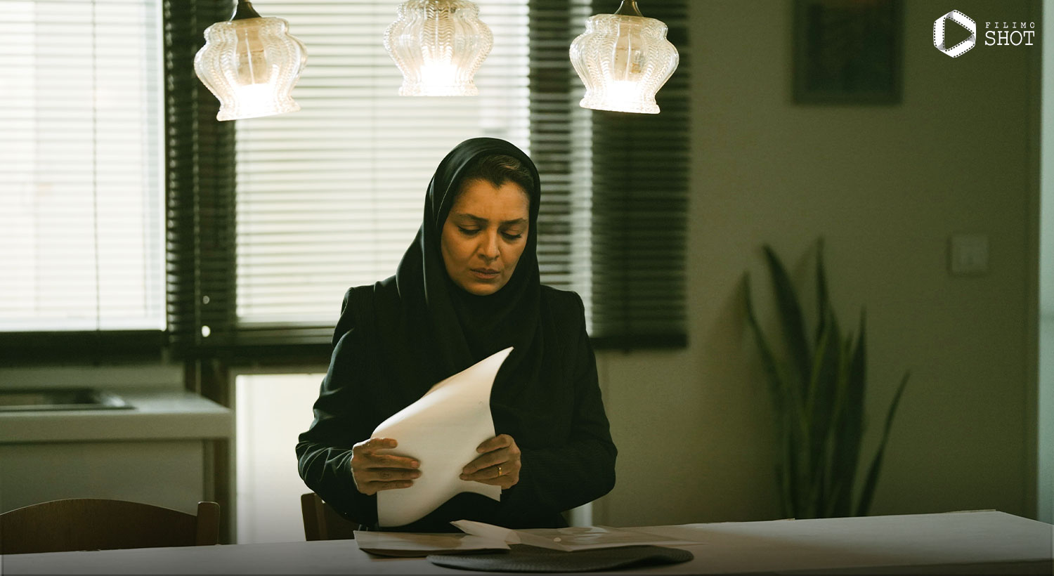ساره بیات در سریال محکوم 