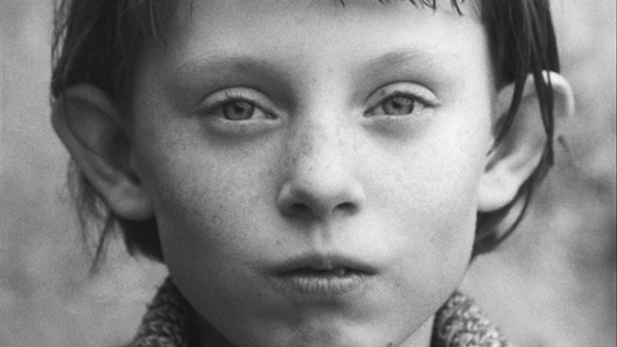 نقد و بررسی فیلم تانگوی شیطان ؛ زمان، شعری بر پرده‌ی سینما