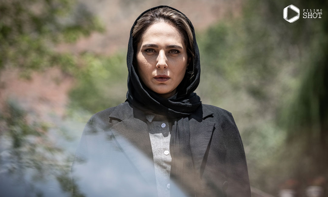 سمیرا وارد می‌شود