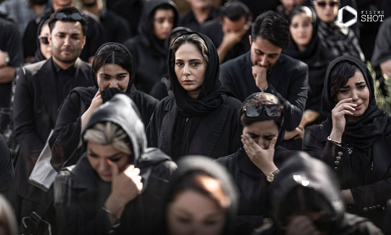 هنوزم بوی خون میاد
