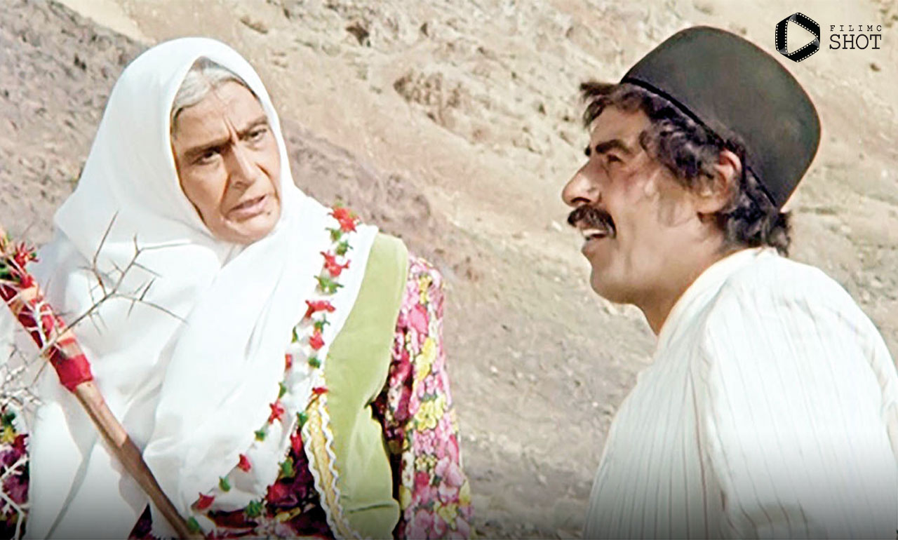 لیلا؛ زن رستم و خاله مراد بیک