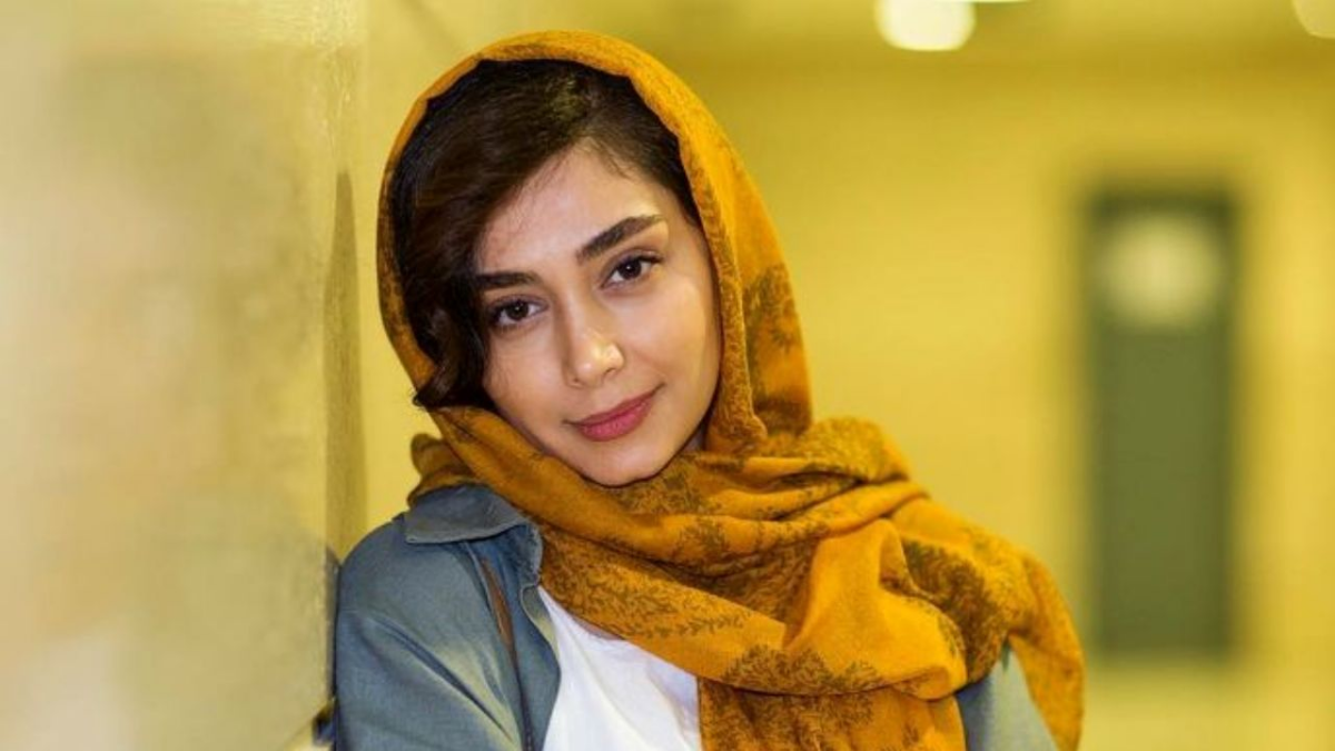گفتگو با دیبا زاهدی به بهانه اکران آنلاین «تیغ و ترمه»